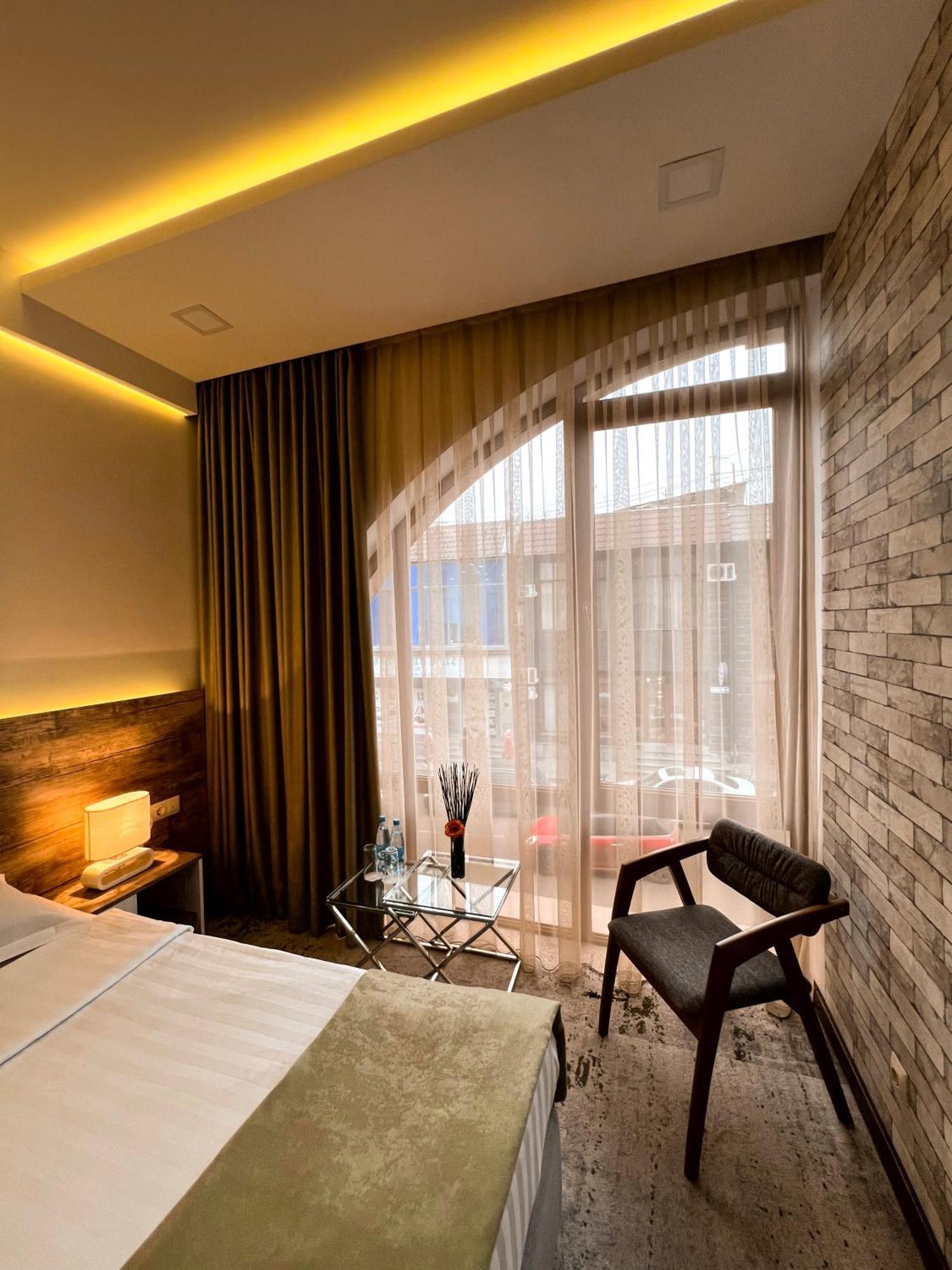 Evn Boutique Hotel Jerevan Eksteriør billede